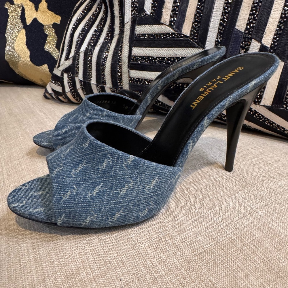 NEW Saint Laurent Denim Monogram LA 16 Mule Sandals 38 (Blue Jean color)